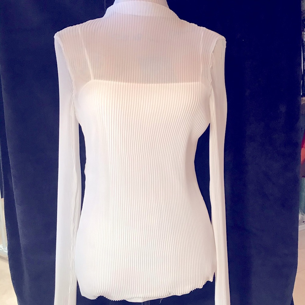 Exclusive Akris rib-knitted  delicate  White Sweater/Blouse New